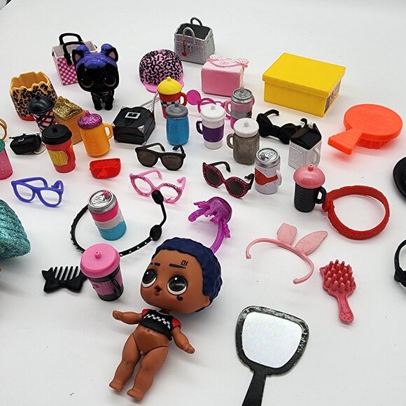 Lot of 47 Assorted LOL Surprise OMG Dolls Accessories Clothes Bottles Glasses - Picture 4 of 7